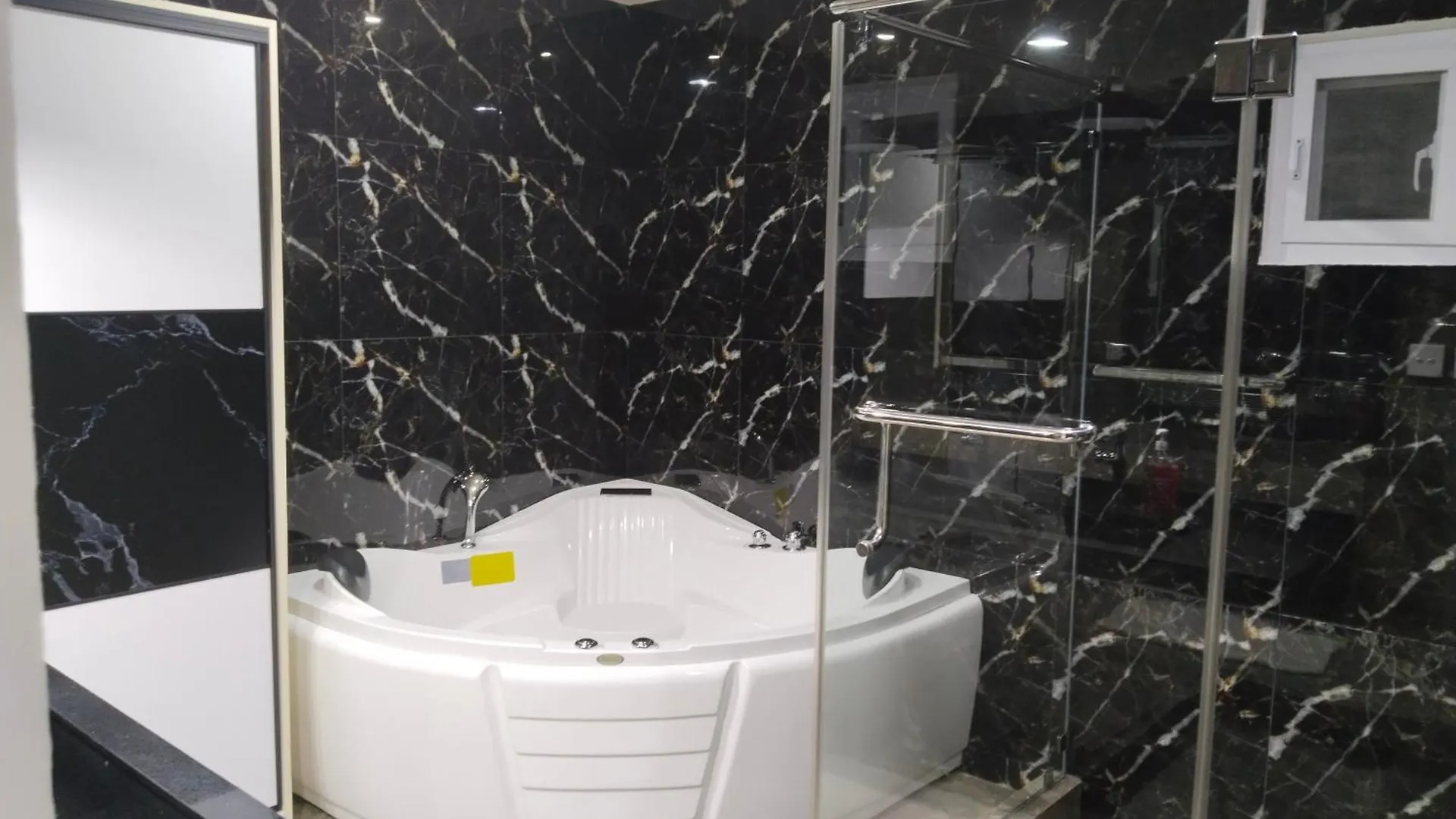 Luxurious Penthouse La Grande Residence With Home Theater & Netflix 앙헬레스 아파트호텔